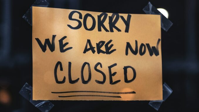 US Shutdown Risks ETF Delay Amid Soaring Demand Shutdown